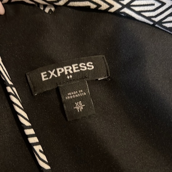 Express XS tank NWOT - Picture 3 of 3